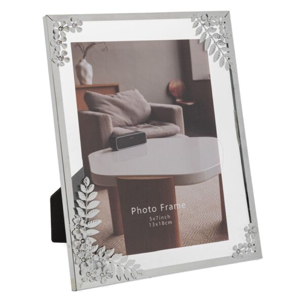 ΑΣΗΜΙ ΜΕΤΑΛΛΙΚΗ ΚΟΡΝΙΖΑ 13Χ18 ΕΚ ΜΕ ΣΧΕΔΙΟ ΛΟΥΛΟΥΔΙ ΣΤΙΣ ΓΩΝΙΕΣ